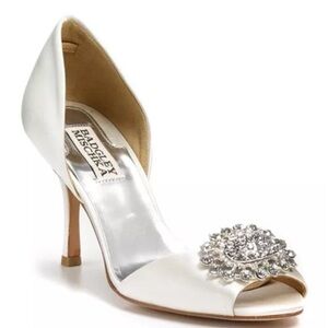 Badgley Mischka Lacie D’Orsay Pumps Heels Ivory Satin with Crystal Embellishment